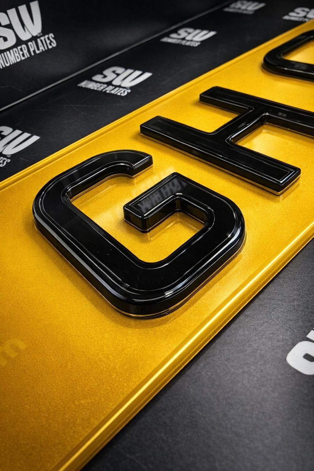 4D ghost plates